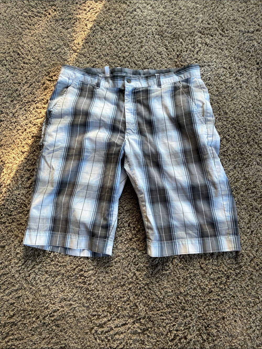Men's Plaid Flat Front Shorts in Light Blue & Gray